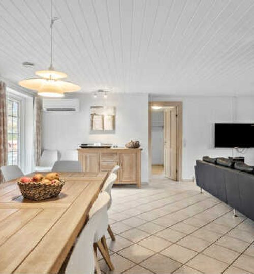 b915b0ea-fffd-4a73-88d2-3f9f460daf08